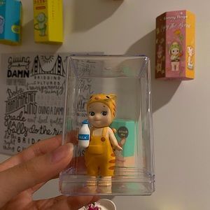 Sonny Angel Red Tabby Cat Holding Milk - Toys & Collectibles | Color: Brown